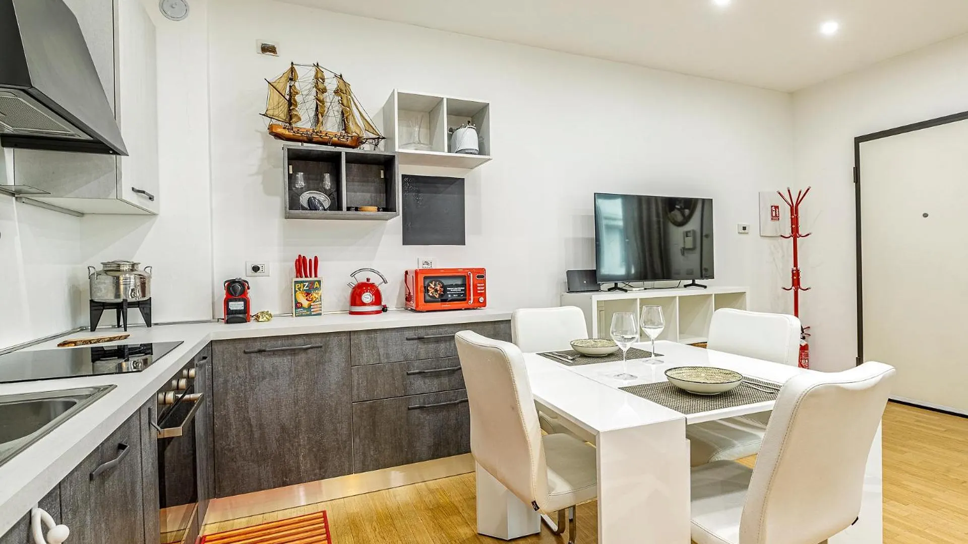 Cozy 1 Bedroom Apartment In Viale Monza Milan