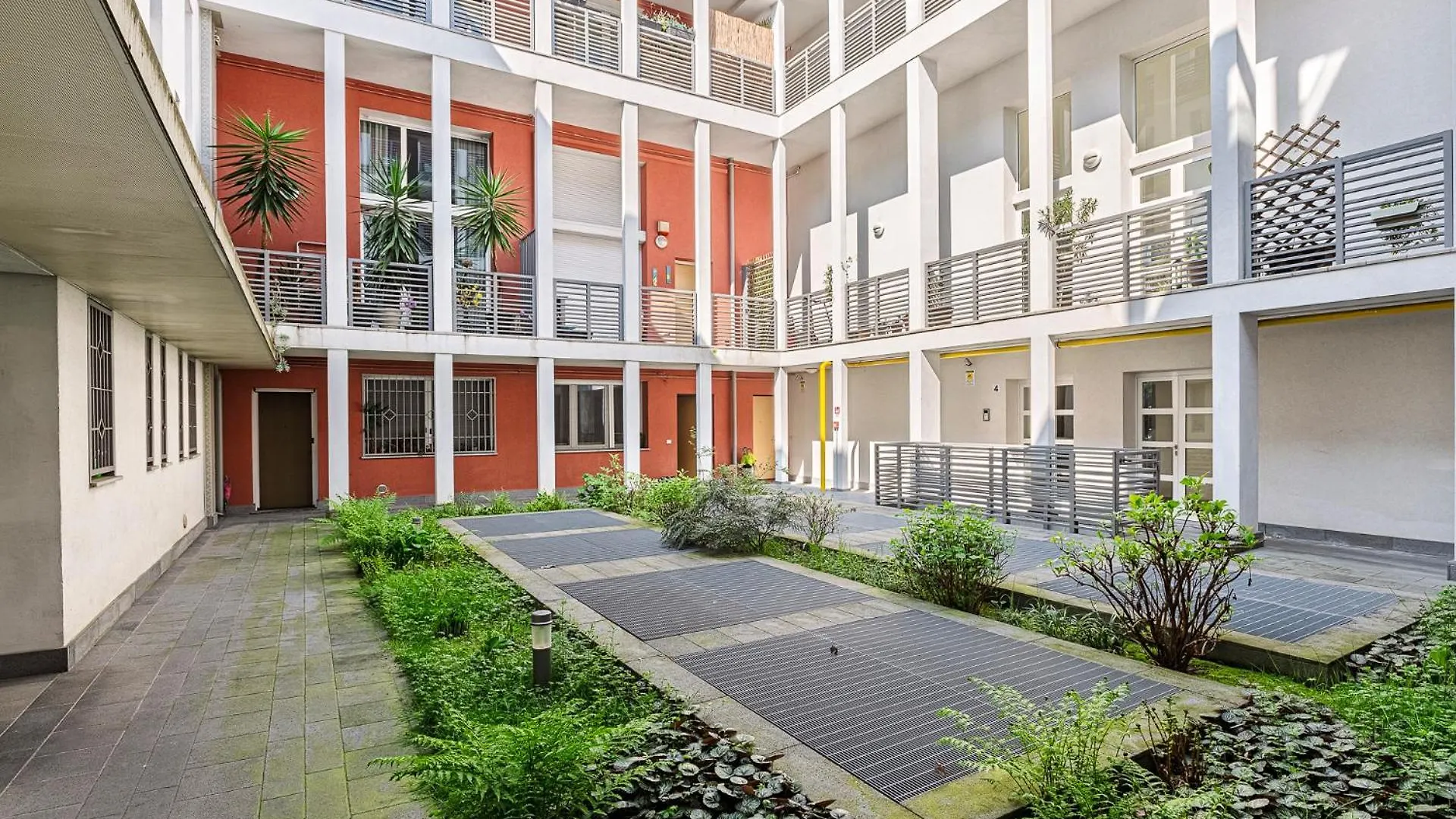 Cozy 1 Bedroom Apartment In Viale Monza Milan